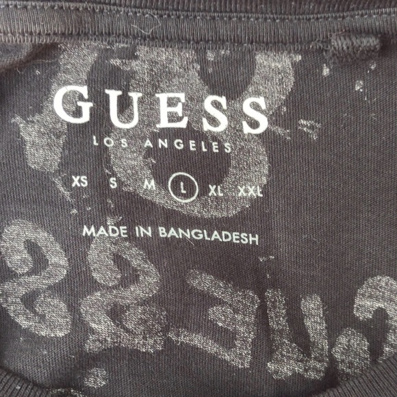 Guess All Over Graffiti Print T Shirt Mens L - Picture 3 of 3